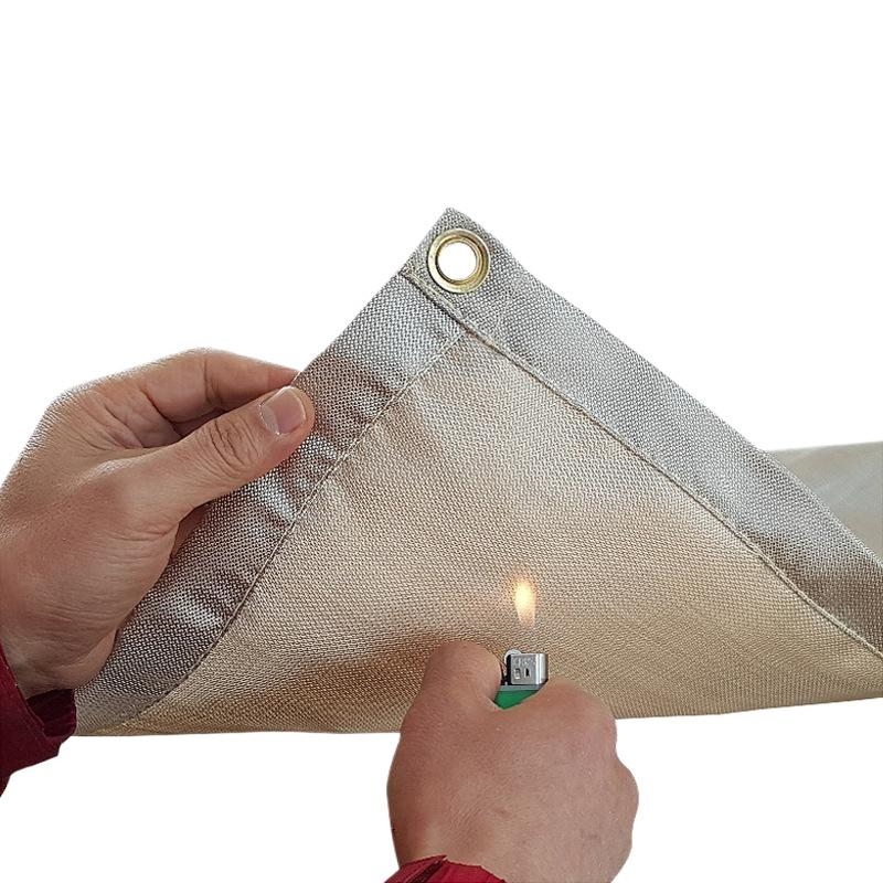 بساط شواء مقاوم للحريق، وسادة  - مراجعة Camping Cooking Mat وسعره
